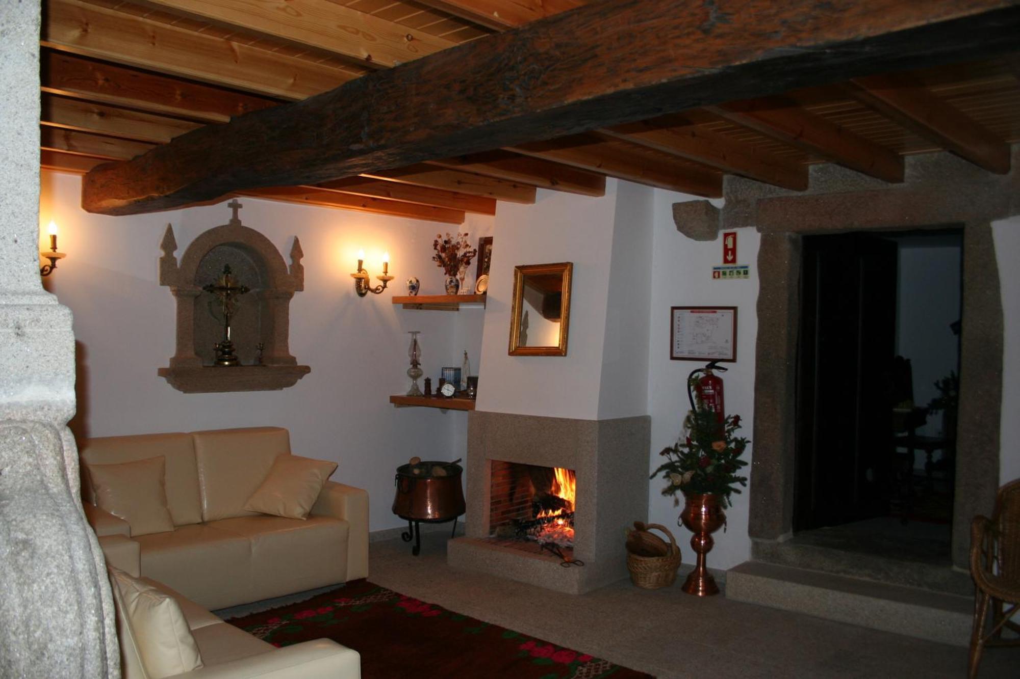 Quinta de la Barandica Hostal Miranda del Duero Exterior foto